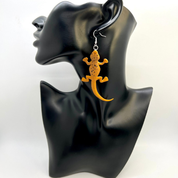 Orange Lizard Earrings - Animal Earrings - Bearded Dragon Earrings - Serpents - Picture 8 of 9